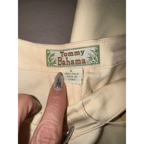 Tommy Bahama new yellow, pleated women’s size 2 100% silk - Picture 4 of 9